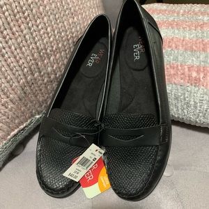 WearEver loafers; NWT, black, size 10